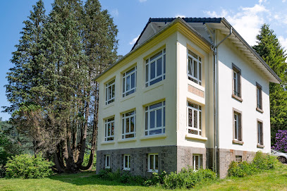 Les Roches Fleuries, Chambre D'hôtes à Sapois