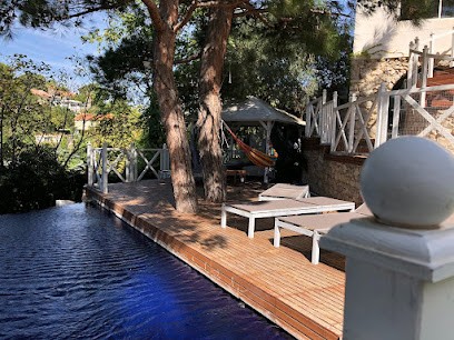 La Luna of Marseille vue mer/piscine/ jacuzzi, Chambre d'Hôtes à Marseille 07