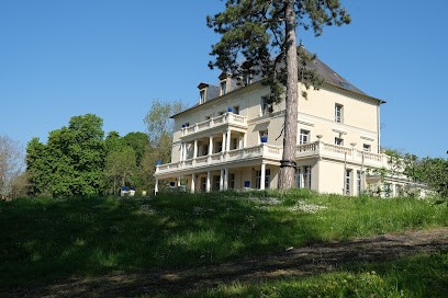 Grand-Varennes, Chambre d'Hôtes à Serbonnes