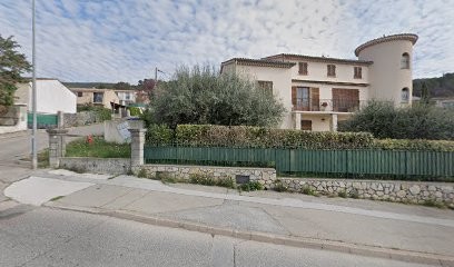 Chambre privée dans Villa avec PdJ, Chambre d'Hôtes à Draguignan