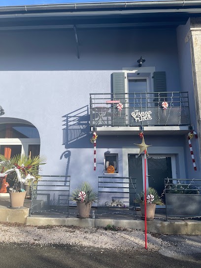 GITE RURAL LA SOURCE JURA, Chambre d'Hôtes à Lect