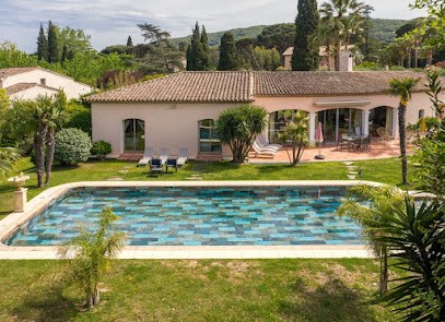 VILLA ALIZÉE, Chambre d'Hôtes à Gassin