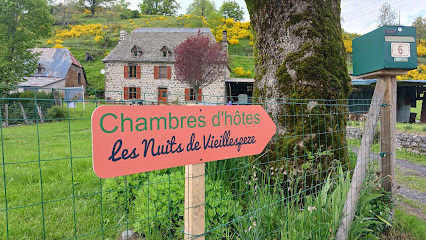 Les Nuits De Vieillespeze, Chambre D'hôtes à Saint-Projet-de-Salers