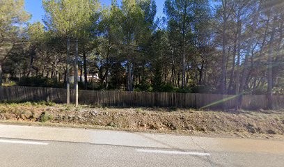 Le Clos Zinou, Chambre d'Hôtes à Lambesc