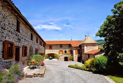 Chambres, Maison Et Table D'hôtes, Gîtes LA FERME BERGER En Beaujolais, Chambre d'Hôtes aux Ardillats