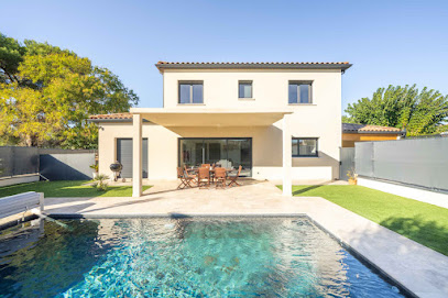 Villa Moderne Avec Piscine, Location De Vacances à Beaucaire