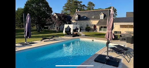 SUITE ROMANTIQUE, Chambre d'Hôtes à Cléré-les-Pins