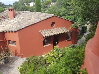 Le Mas Perché, Chambre d'Hôtes à Châteauneuf-Grasse