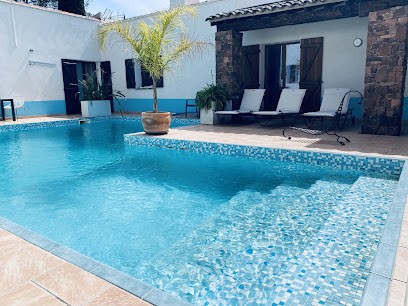 Le Patio Bleu, Location de Vacances à La Crau