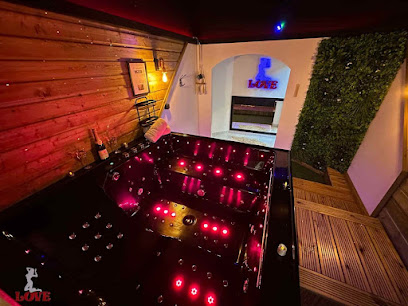 Love Room Avec Spa Privatif – Location Insolite Bogny-Sur-Meuse, Location De Vacances à Bogny-sur-Meuse