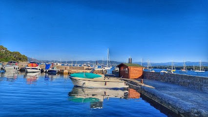 DANS UN JARDIN, Chambre d'Hôtes à Mandelieu-la-Napoule