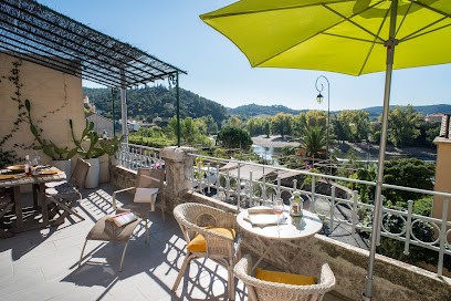 Les Hirondelles, Location de Vacances à Roquebrun