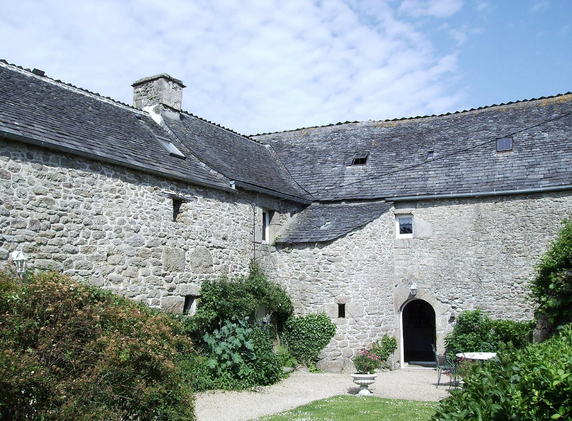 Chambres d'hotes de Kerveroux, COMMANA, Chambre d'Hôtes à Bodilis