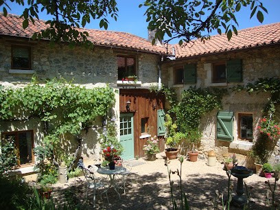 Maison la Roche, Location de Vacances à Saint-Just