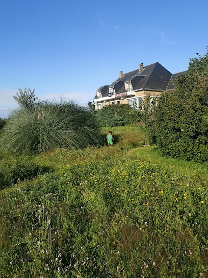 La Bellevue Bréville, Chambre d'Hôtes à Bréville-sur-Mer