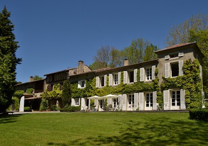 Domaine du Hameau Baylesse, Chambre d'Hôtes à Saint-Jean-d'Aigues-Vives
