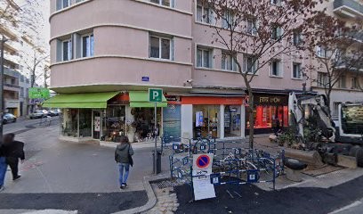 Dormir en roulotte, Chambre d'Hôtes à Lyon 03