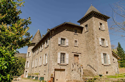 Château Ol Puech, Chambre D'hôtes à Vic-sur-Cère