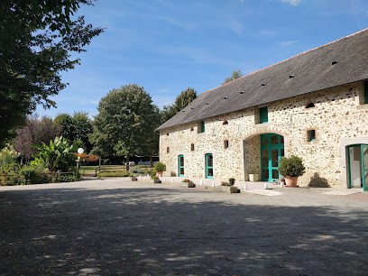 Salle de la Raimbaudière, Chambre d'Hôtes à Courbeveille