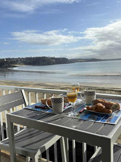 L'imprenable Vue Mer : Appartement De Vacances En Bord De Mer, Au Calme Sur La Presqu'île De Crozon, Finistère En Bretagne Location De Vacances à Crozon