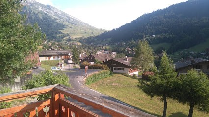 Centre de Vacances Chalets Sunset, Chambre d'Hôtes à La Clusaz