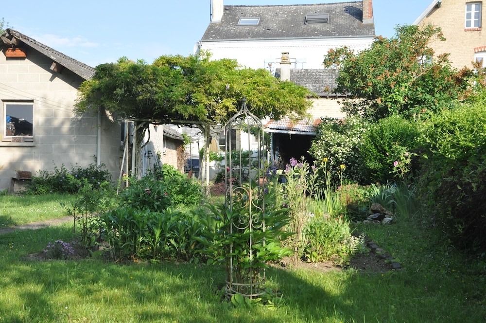 La Pie Grièche, Chambre d'Hôtes à Coucy