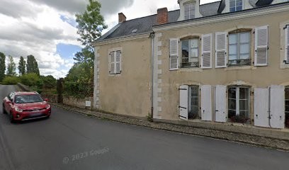 Paris Chantal, Chambre d'Hôtes à Montfort-le-Gesnois