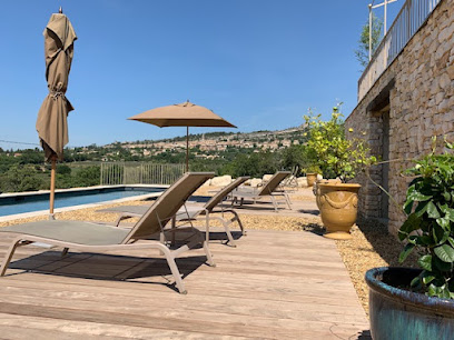 Villa Saint Sat, Chambre D'hôtes à Saint-Saturnin-lès-Apt