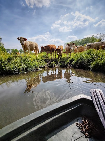 Gite L'Atelier D'Irleau, Location de Vacances au Vanneau-Irleau