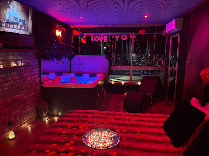 Love Room Suite Evasion Cap D´agde Experience Romantique En Couple Luxe Et Discretion, Location De Vacances à Agde