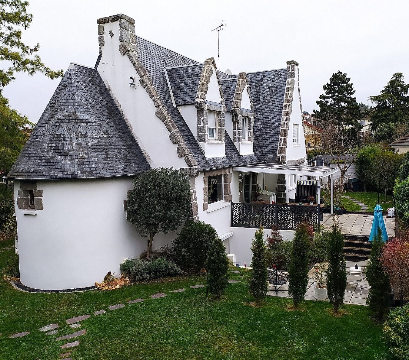 Bed & Breakfast Crosne Plazza & Spa, Maison d'Hôtes à Crosne