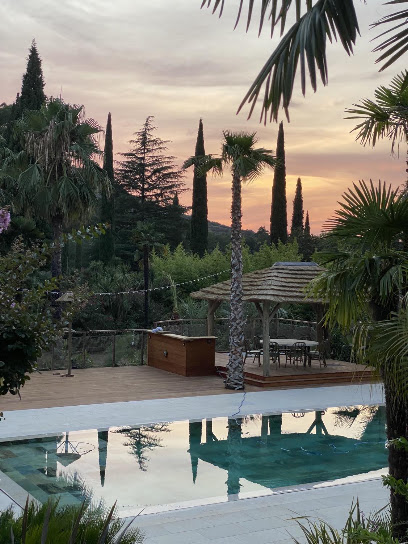 Tropicana Lodge, Maison D'hôtes à Roquebrune-sur-Argens