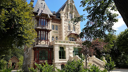 Villa Alecya, Maison D'hôtes à Sainte-Catherine-de-Fierbois