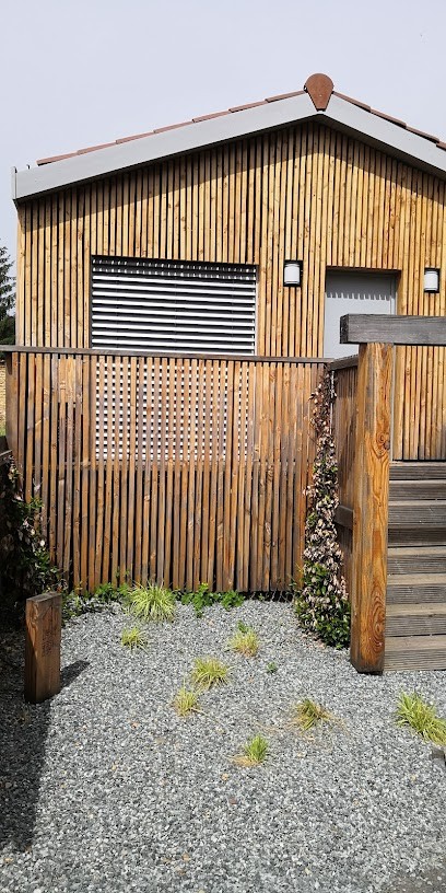 L' Abri Spa et Detente, Chambre d'Hôtes à Porte des Pierres Dorées
