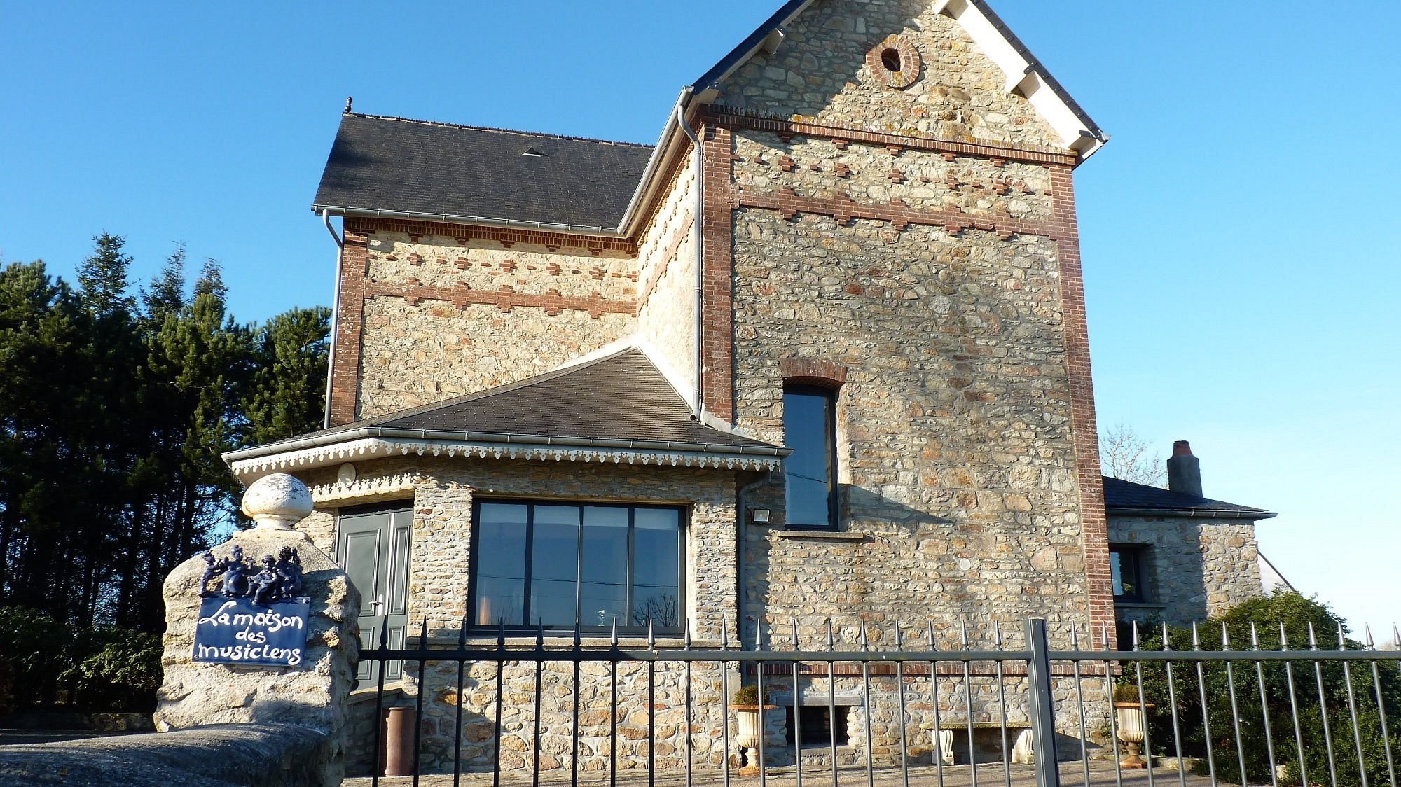 La maison des musiciens, Chambre d'Hôtes à Digosville