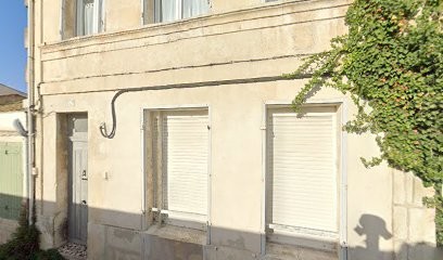 LE STUDIO DES THERMES, Location de Vacances à Rochefort