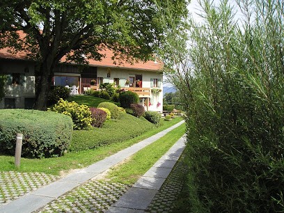 LE CHARMAGIT - CHAMBRES & RESTAURANT, Chambre d'Hôtes à Amancy
