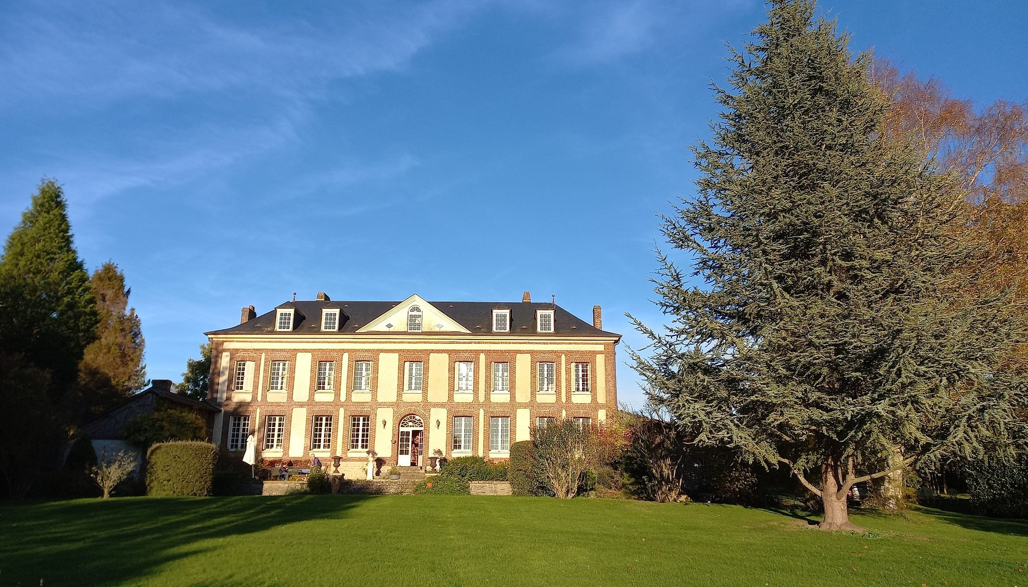 Manoir d'Aulage, Chambre d'Hôtes à Saint-Martin-l'Hortier
