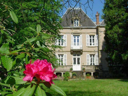 Chambres D'hôtes Autun - Domaine Du Cluselier, Chambre D'hôtes à Saint-Forgeot