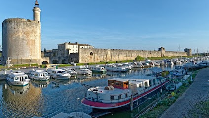 Appart Gymnos - chambre d'hôtes naturiste gay, Chambre d'Hôtes à Aigues-Mortes
