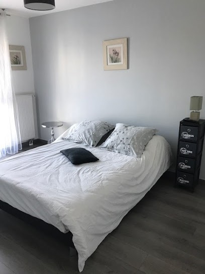 Chambre Coquette AULNAY S/Bois, Chambre d'Hôtes à Aulnay-sous-Bois