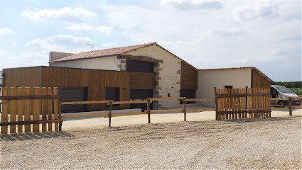 La Ry'bambelle: Location de vacances 15 couchages avec piscine intérieure chauffée, SPA à 10 min du Puy du Fou en Vendée, Location de Vacances aux Herbiers