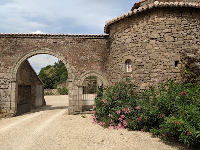 Logis de Treize-Vents, Chambre d'Hôtes à Mortagne-sur-Sèvre