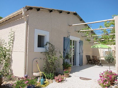 Le Quatorze - 68,- Eu/Night - Self-Catered Studio, Air-Conditioned, Free Wifi, Free Secure Parking, Location De Vacances à Laroque-des-Albères