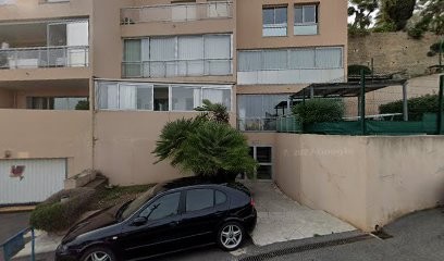 Relaxing Place With Wonderful View...calme Avec Vue Magnifique Sur La Baie Des Anges, Mais En Campagne à 12 Minutes De La Promenade Des Anglais, Chambre d'Hôtes à Nice