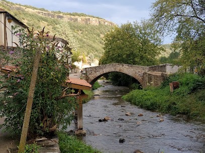 Maison du Bailli de Chazelon, Chambre d'Hôtes à Blesle