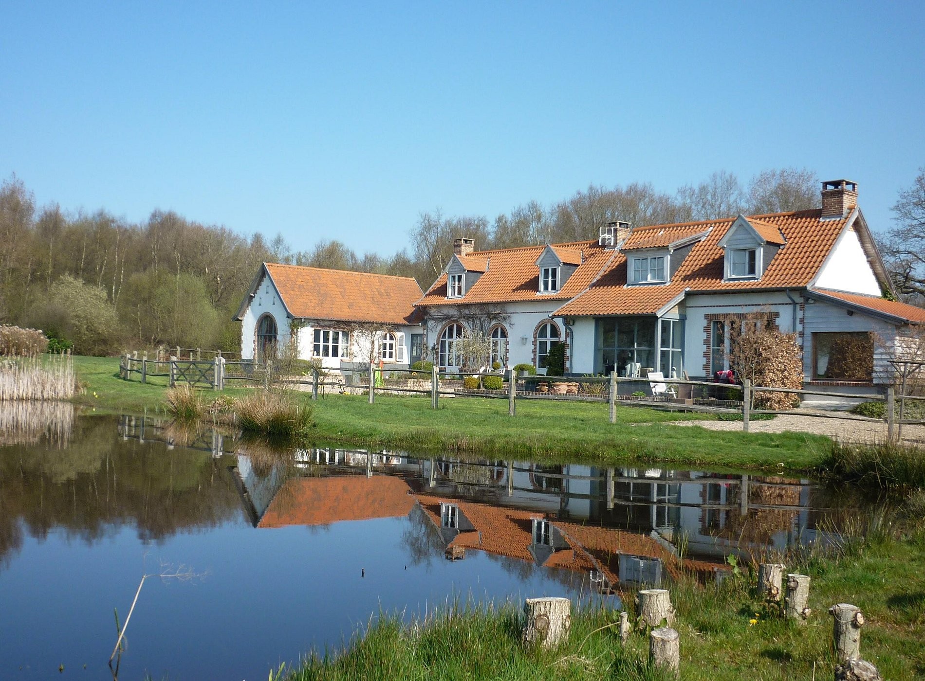 Le Pré Rainette, Chambre d'Hôtes à Sorrus