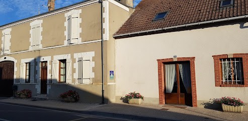 GROSBOIS PEROT MICHELLE, Chambre d'Hôtes à Nancray-sur-Rimarde