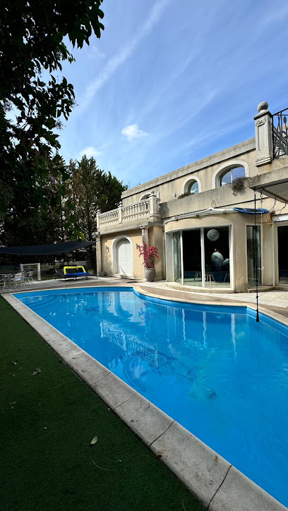 Villa Confort, Piscine Et Barbecue Marseille 13 Couchages Location De Vacances à Marseille 13