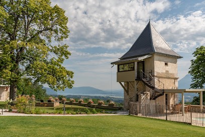 Les Tours Carrées, Chambre d'Hôtes à La Motte-Servolex